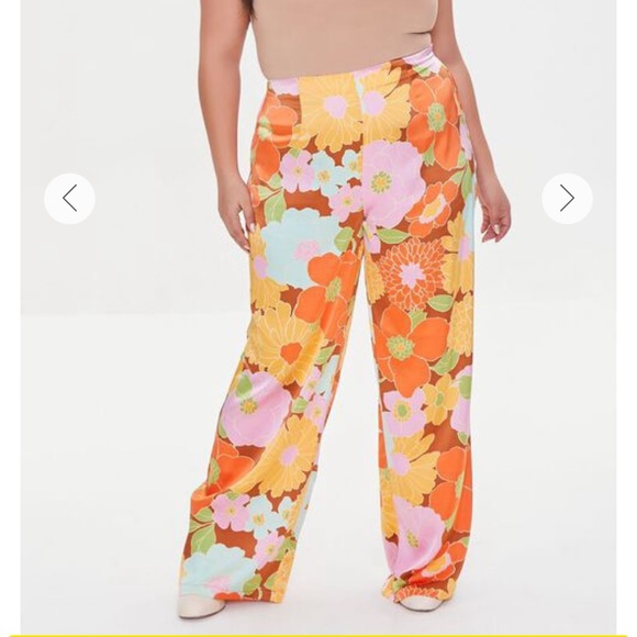 Forever 21 Pants - Floral print wide leg pants